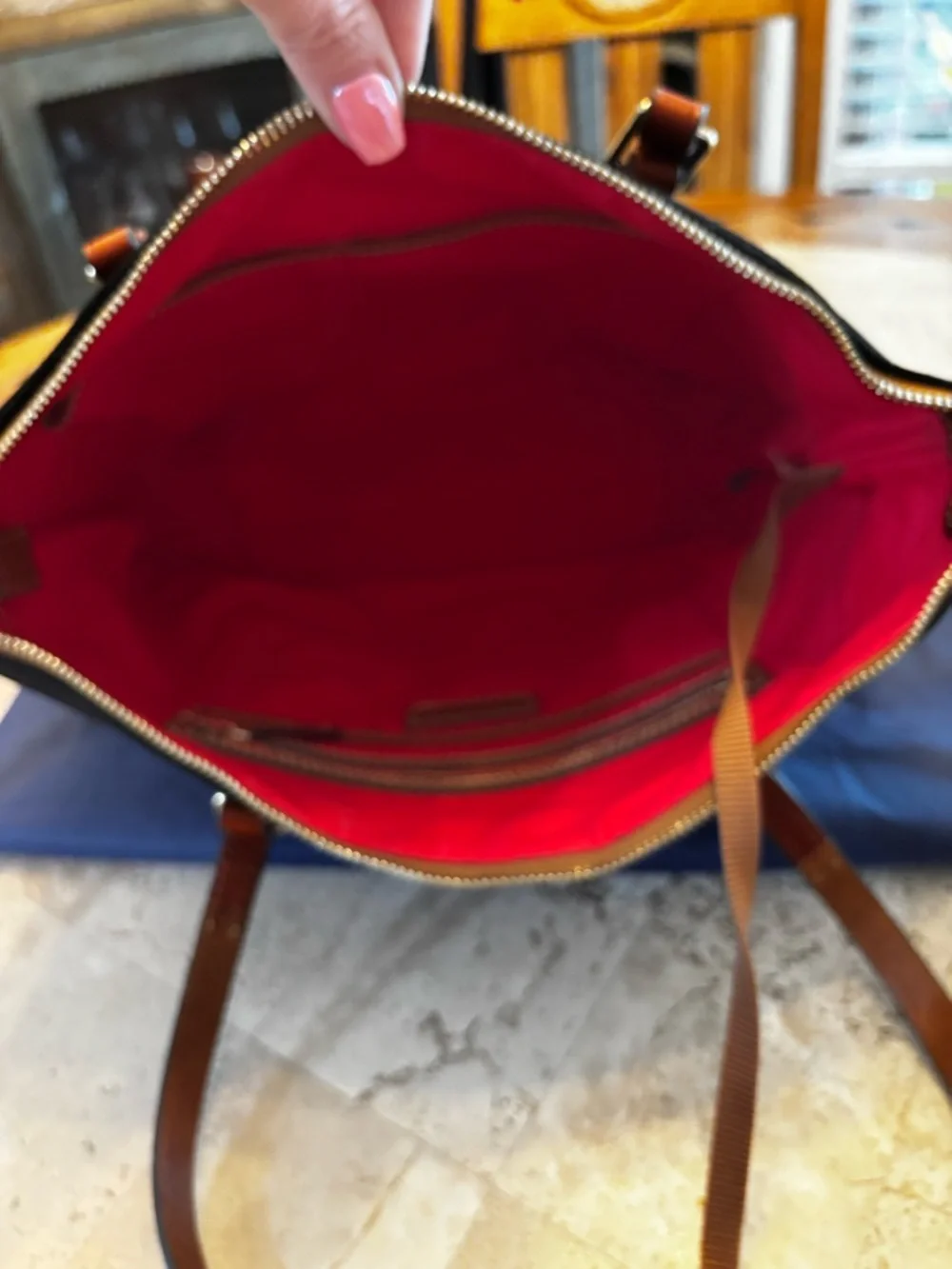 Dooney & Bourke Black Suede Leather Trim Tote Bag Red Lining Large Shoulder Bag - Picture 5 of 16